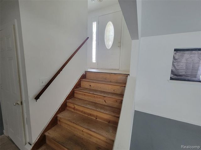 30022 White Street, Rockwood, MI 48173