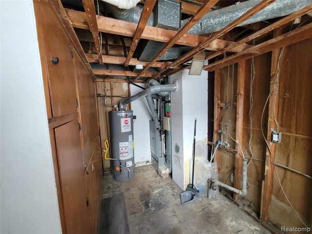 30022 White Street, Rockwood, MI 48173