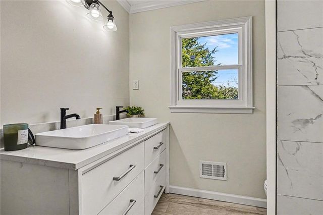 8832 Twin Oaks Drive, Jonesboro, GA 30236