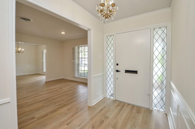 10623 Longmont Drive, Houston, TX 77042