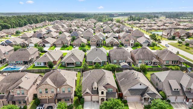 29522 Whitebrush Trace Drive, Spring, TX 77386