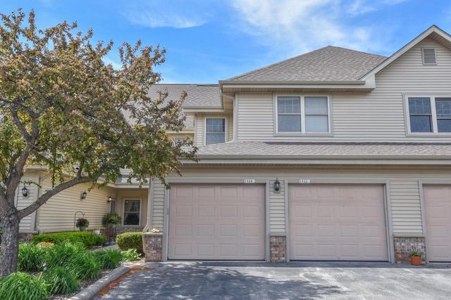 1522 Iroquois AVENUE, Grafton, WI 53024