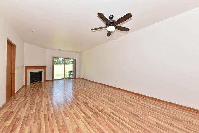 1522 Iroquois AVENUE, Grafton, WI 53024