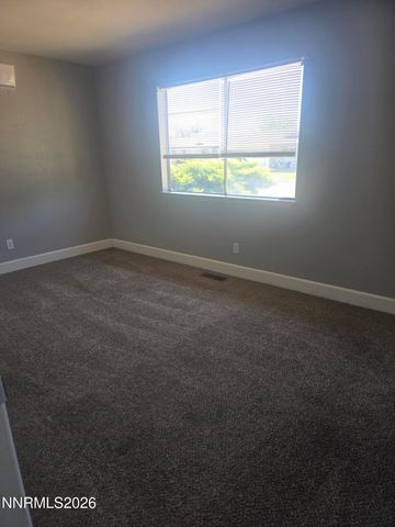 1060 S Lee Avenue, Fallon, NV 89406