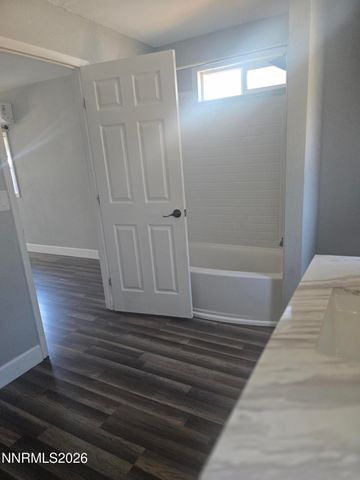 1060 S Lee Avenue, Fallon, NV 89406