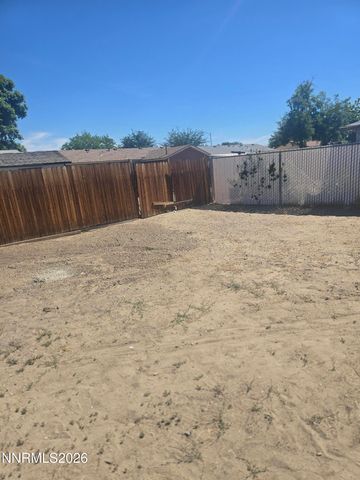 1060 S Lee Avenue, Fallon, NV 89406