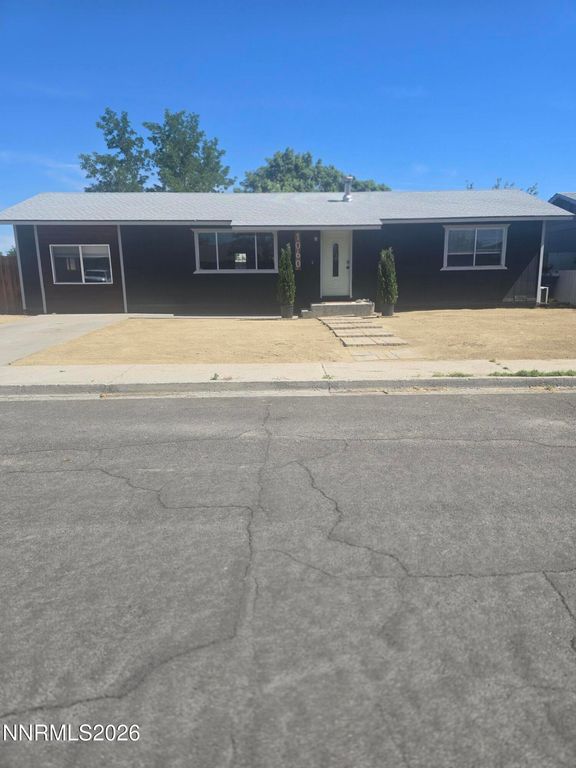 1060 S Lee Avenue, Fallon, NV 89406