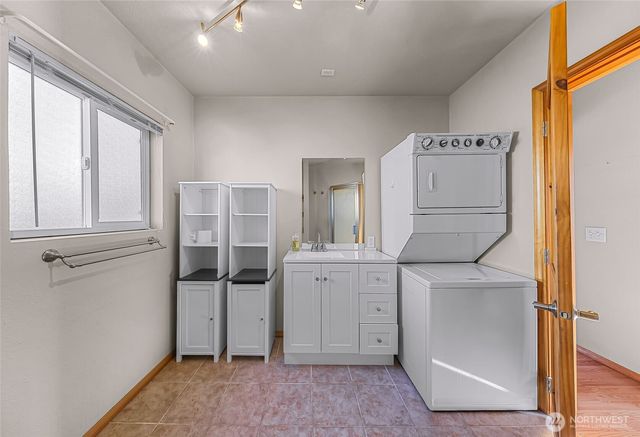 5788 Vista Drive, Ferndale, WA 98248