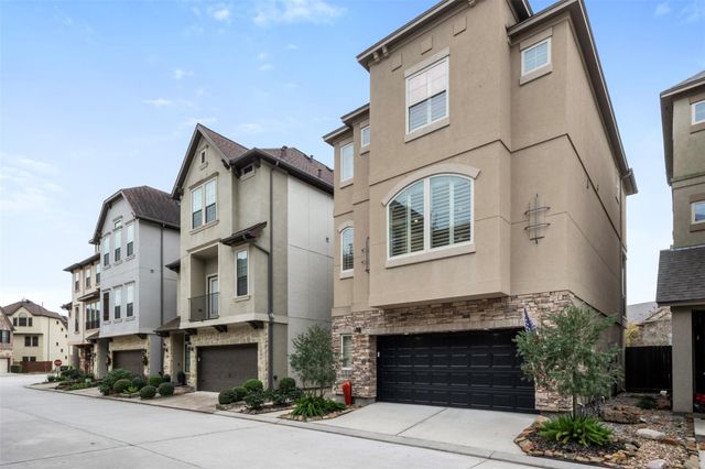 2714 Kings Retreat Circle, Houston, TX 77345