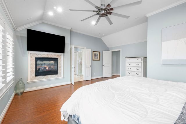 2714 Kings Retreat Circle, Houston, TX 77345