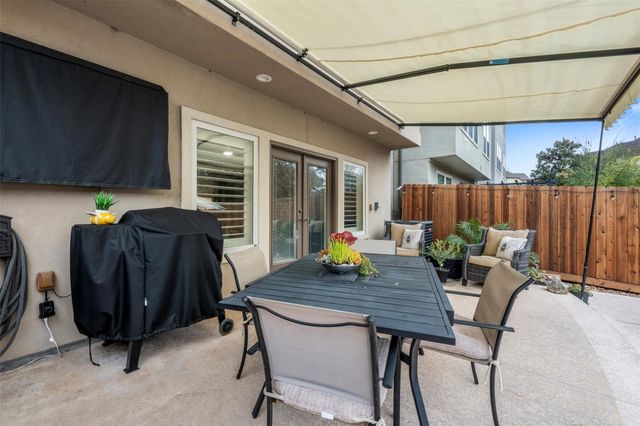 2714 Kings Retreat Circle, Houston, TX 77345