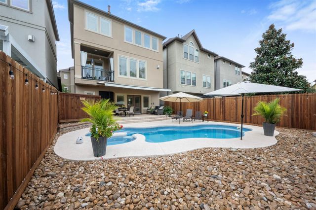 2714 Kings Retreat Circle, Houston, TX 77345