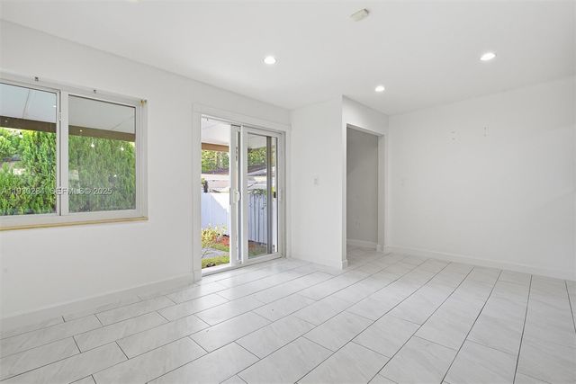 2120 SW 16th St, Miami, FL 33145