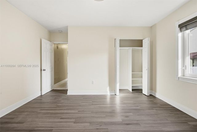 2120 SW 16th St, Miami, FL 33145