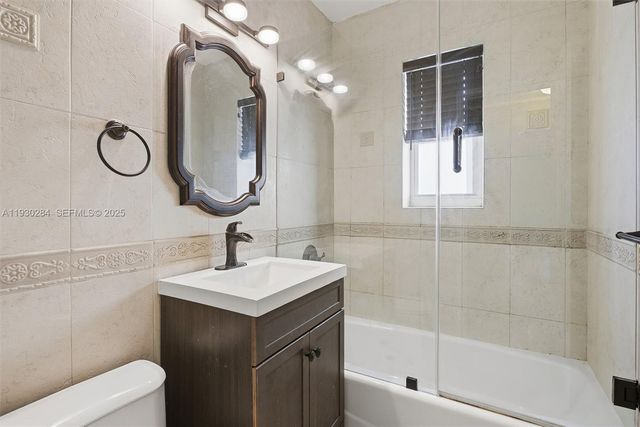 2120 SW 16th St, Miami, FL 33145