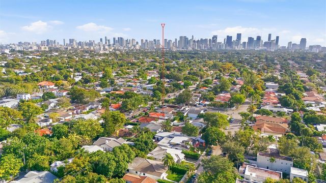 2120 SW 16th St, Miami, FL 33145