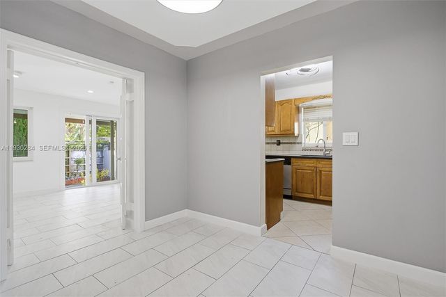 2120 SW 16th St, Miami, FL 33145