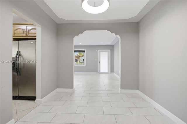 2120 SW 16th St, Miami, FL 33145