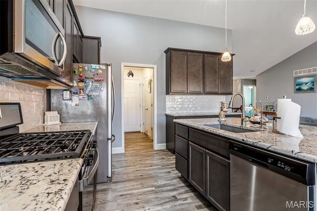 100 Regency Court, Herculaneum, MO 63048