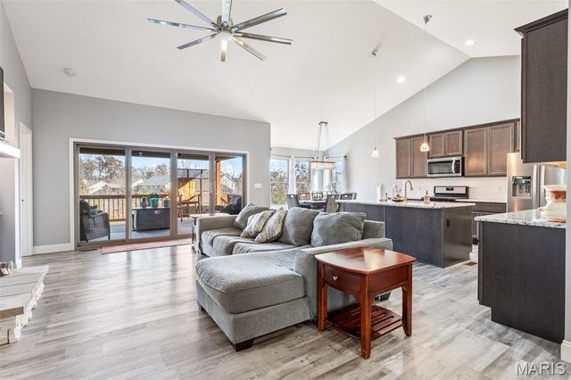 100 Regency Court, Herculaneum, MO 63048