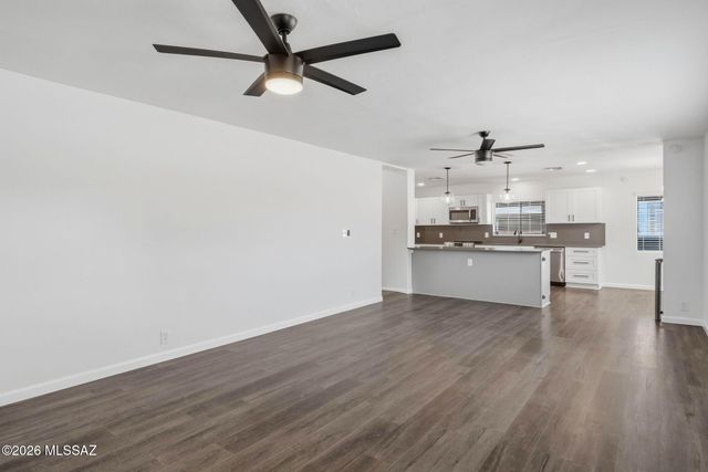 4239 E 4th Street, Tucson, AZ 85711