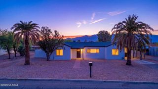 4239 E 4th Street, Tucson, AZ 85711