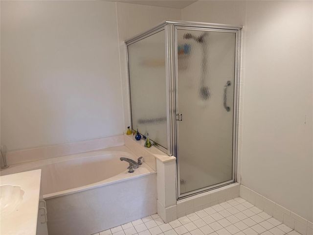 5914 Regal Glen Drive 205, Boynton Beach, FL 33437