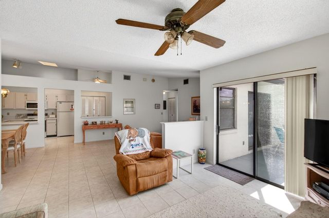 3814 Coco Loba Lane, Boynton Beach, FL 33436