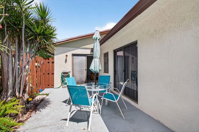 3814 Coco Loba Lane, Boynton Beach, FL 33436