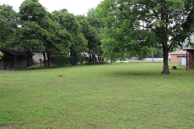 1617 N Westminster Road, Nicoma Park, OK 73130