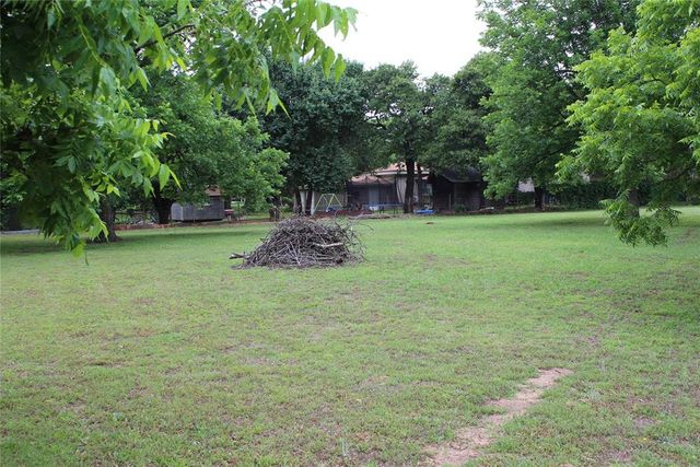 1617 N Westminster Road, Nicoma Park, OK 73130
