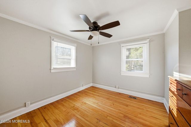 11 Gladney Avenue, Toms River, NJ 08753