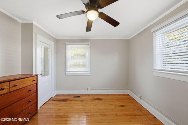 11 Gladney Avenue, Toms River, NJ 08753
