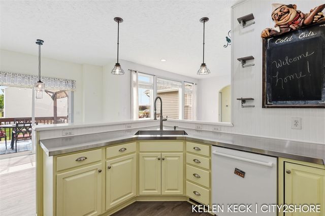 7786 Thornburst Court, Byron Center, MI 49315
