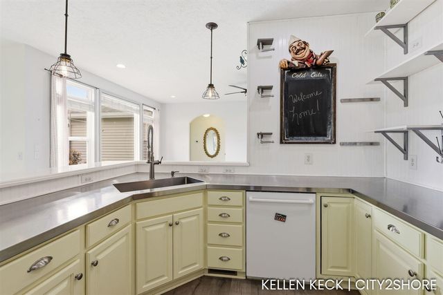 7786 Thornburst Court, Byron Center, MI 49315