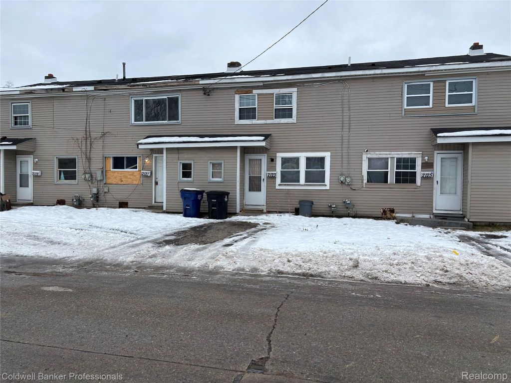 2119 Emerson Street, Westland, MI 48186