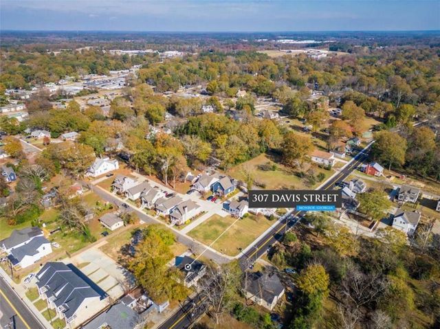 307 Davis Street, Monroe, GA 30655