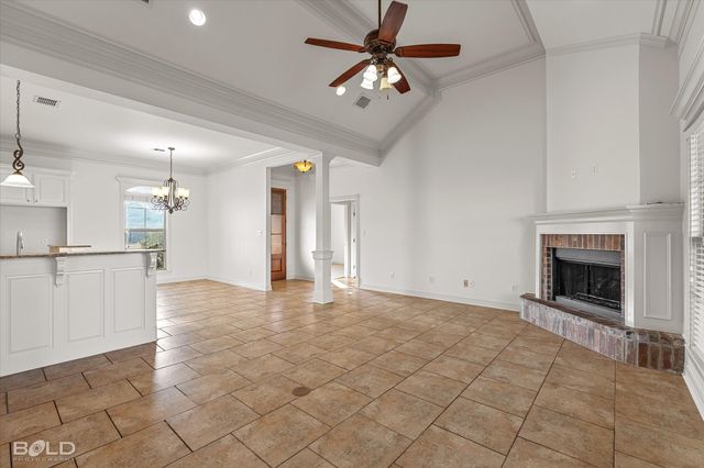 524 Half Moon Lane, Bossier City, LA 71111