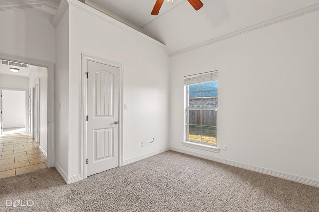 524 Half Moon Lane, Bossier City, LA 71111