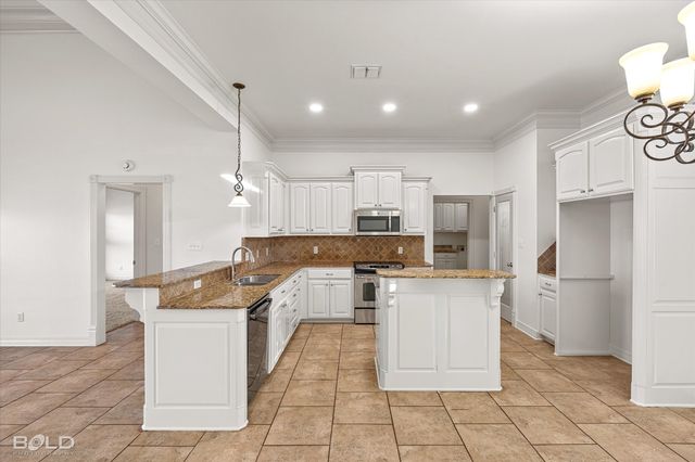 524 Half Moon Lane, Bossier City, LA 71111