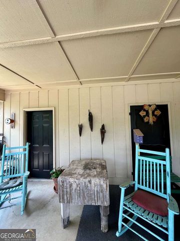 103 Meadowood Lane, Fitzgerald, GA 31750