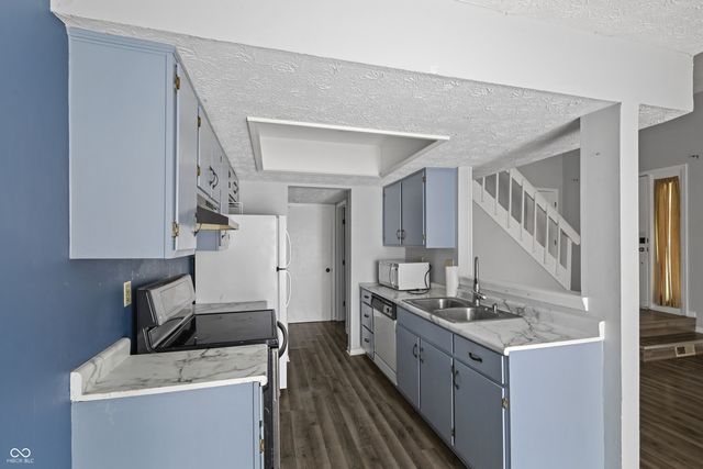 2524 Chaseway Court, Indianapolis, IN 46268