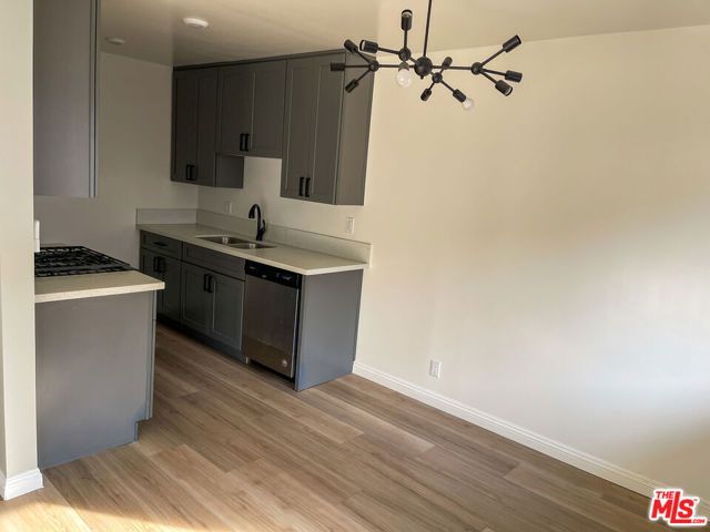 4327 Lankershim Boulevard, North Hollywood (los Angeles), CA 91602