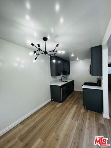 4327 Lankershim Boulevard, North Hollywood (los Angeles), CA 91602