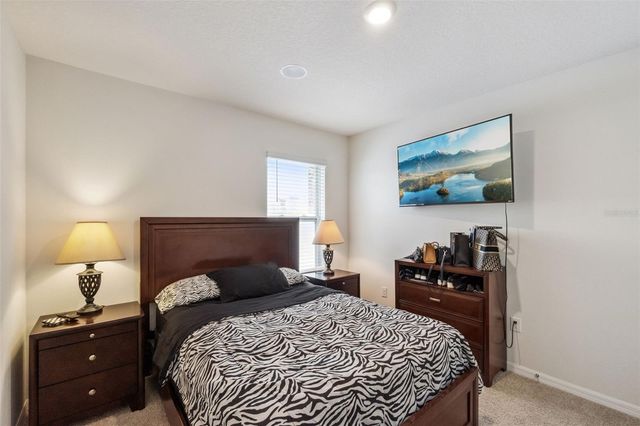 5946 CHURCHILL SQ WAY, Groveland, FL 34736