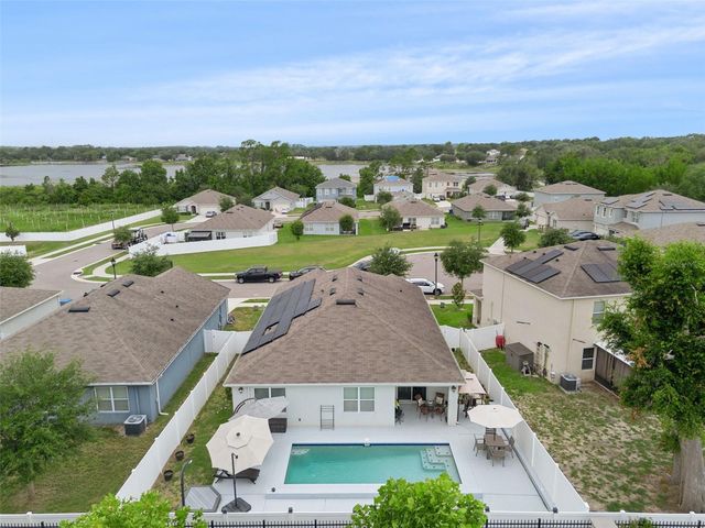5946 CHURCHILL SQ WAY, Groveland, FL 34736