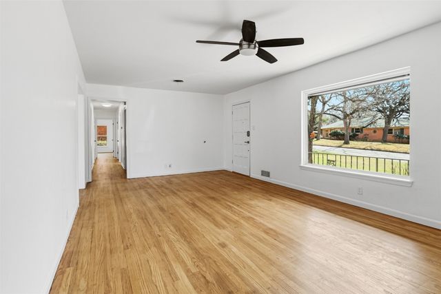 5629 Blueridge Drive, Fort Worth, TX 76112