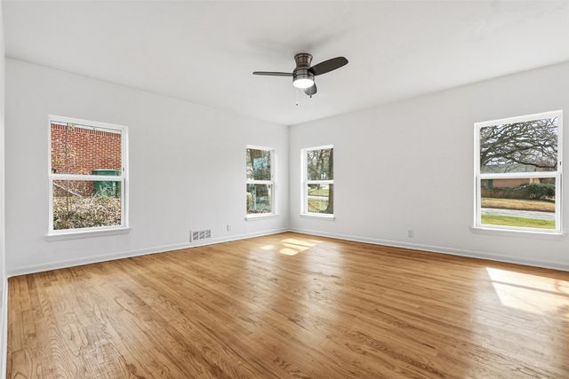 5629 Blueridge Drive, Fort Worth, TX 76112