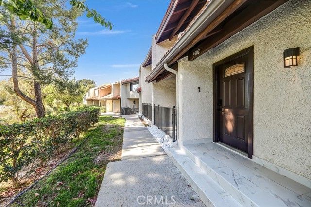 9502 Via Salerno, Burbank, CA 91504
