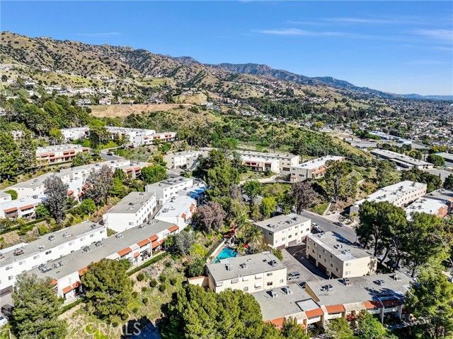 9502 Via Salerno, Burbank, CA 91504